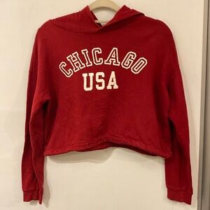 Red cropped CHICAGO USA shirt❤️